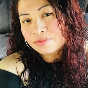 Meet your Posher, Roxana